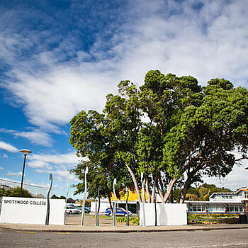 Spotswood College